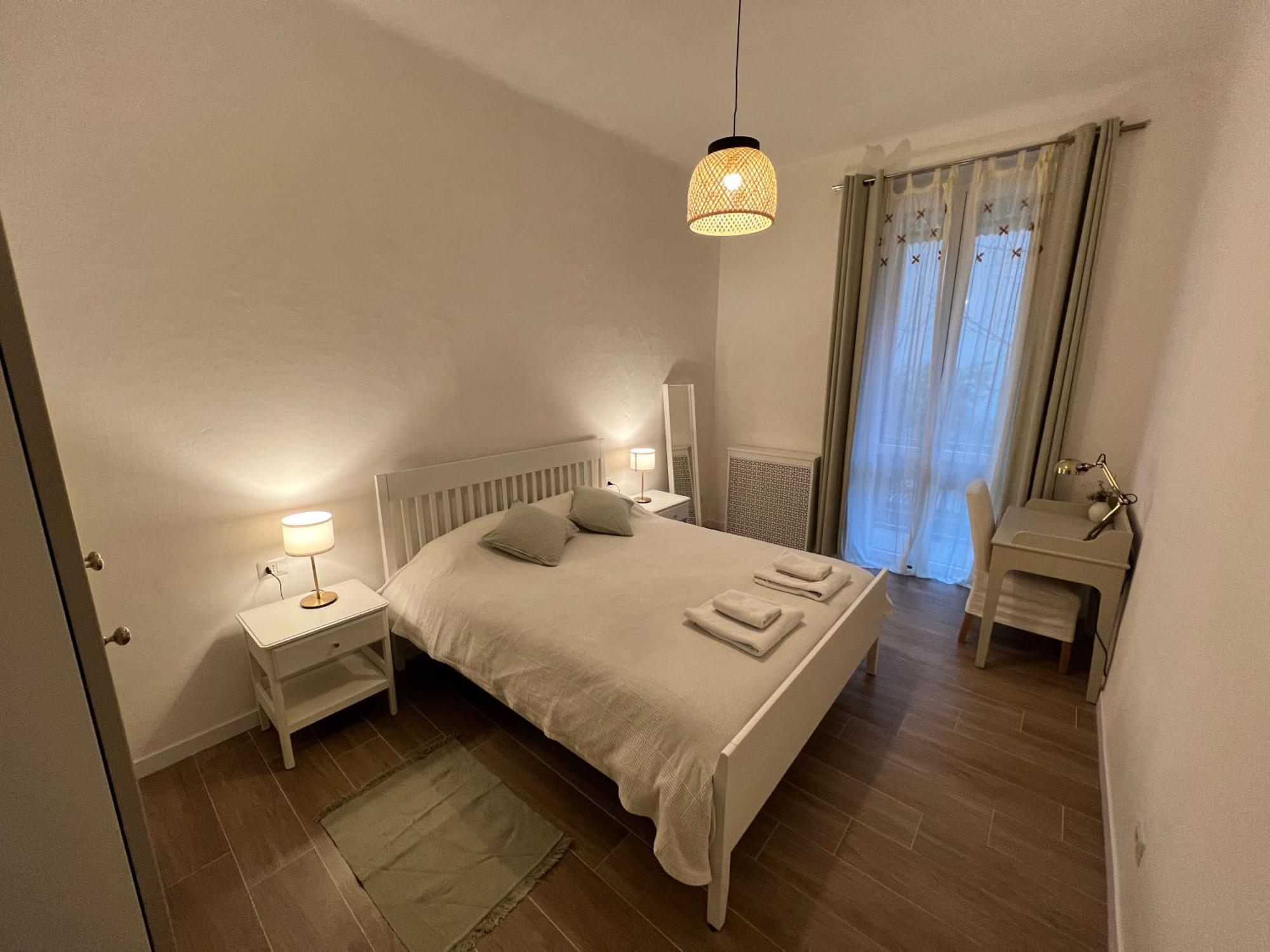 Spacious 3 Bedroom Apartment Milan Exterior photo